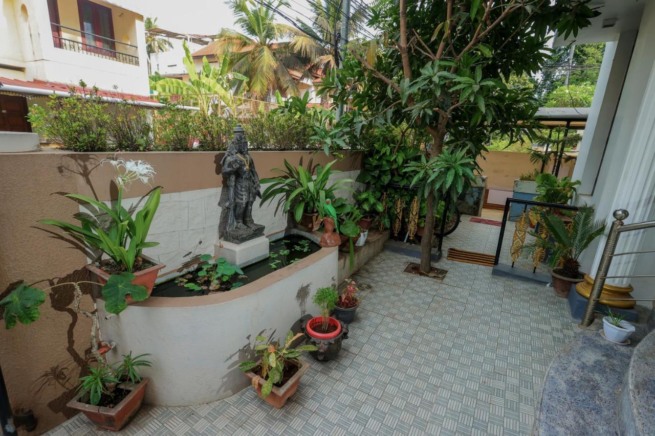 Nalinam Homestay Thiruvananthapuram Bagian luar foto