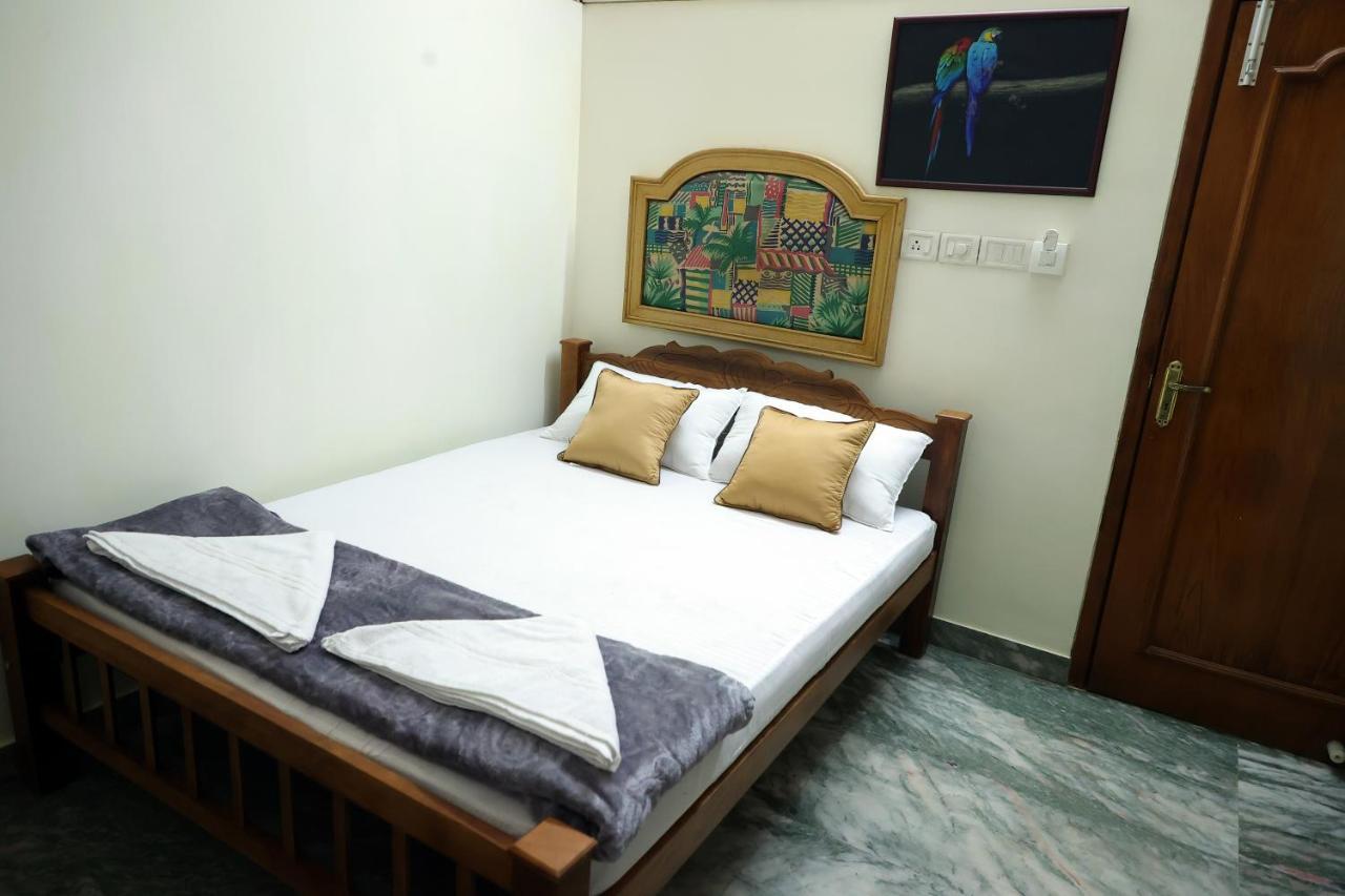 Nalinam Homestay Thiruvananthapuram Bagian luar foto